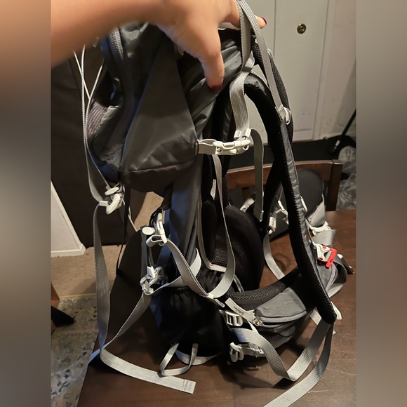 Ubon hiking bag - Picture 2 of 16